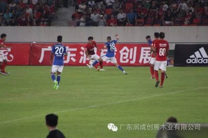  弗赖堡定位球战术奏效，头球制胜拿下宝贵三分