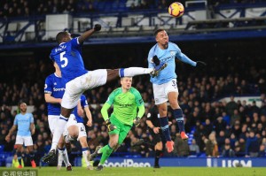  德布劳内手术刀直塞丁丁破门曼城轻取纽卡斯尔